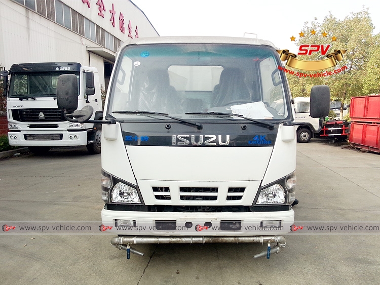 Washing and Cleaning Truck ISUZU-F